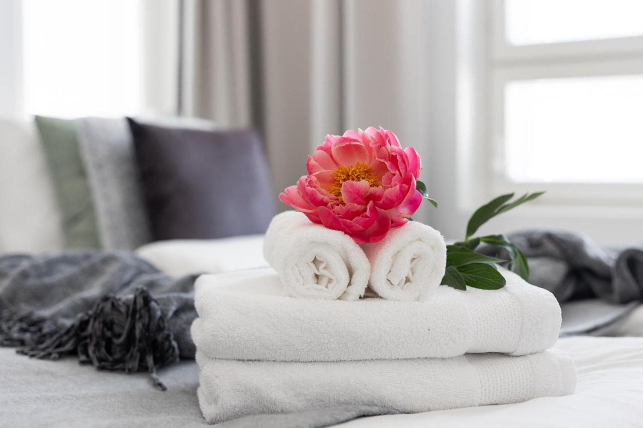 Arctic Penthouse City Suite Рованиеми Экстерьер фото